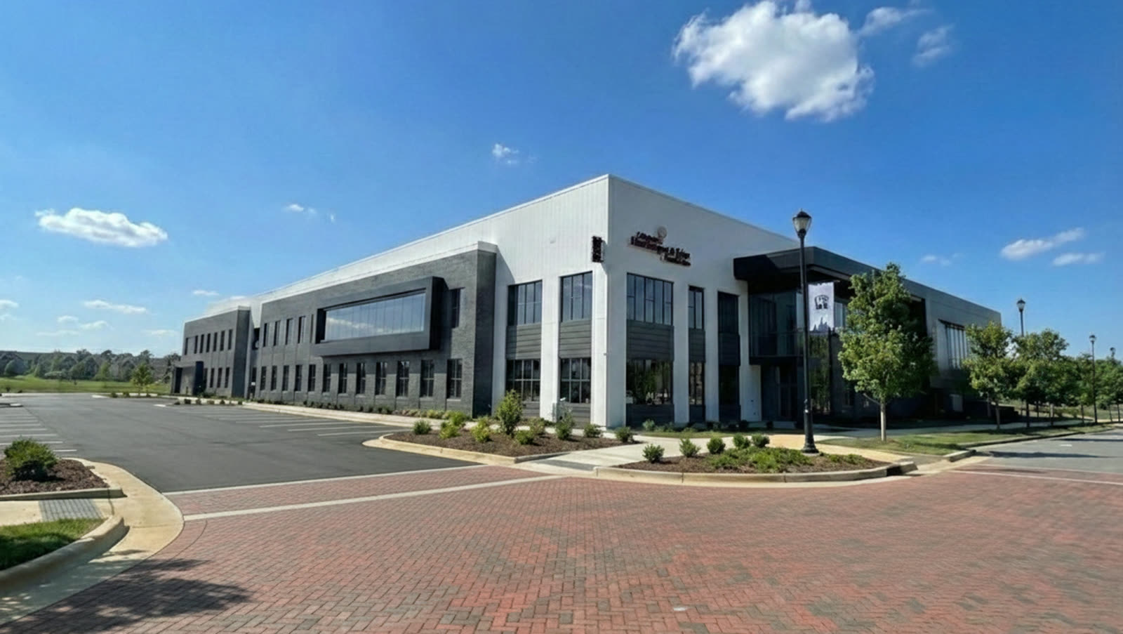 Carolina NeuroSurgery and Spine entrance
